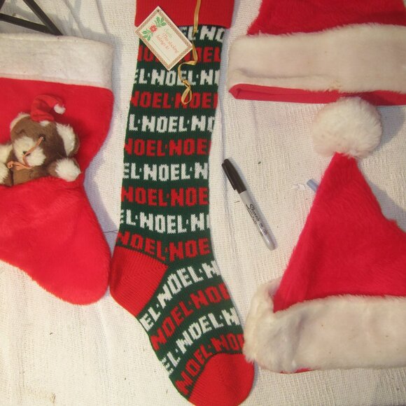 VINTAGE CHRISTMAS DECOR ITEMS, 2 STOCKING 2 SANTA HATS - Picture 3 of 6